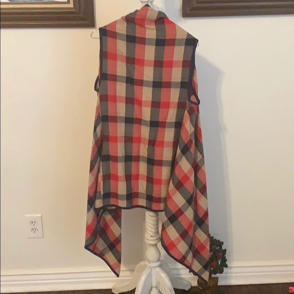 Checkered cover-up 🍁🍂 - Picture 3 of 5